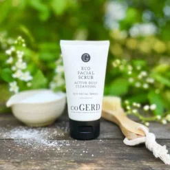 ℅ GERD Eco Facial Scrub kuorintavoide, 2 kokoa