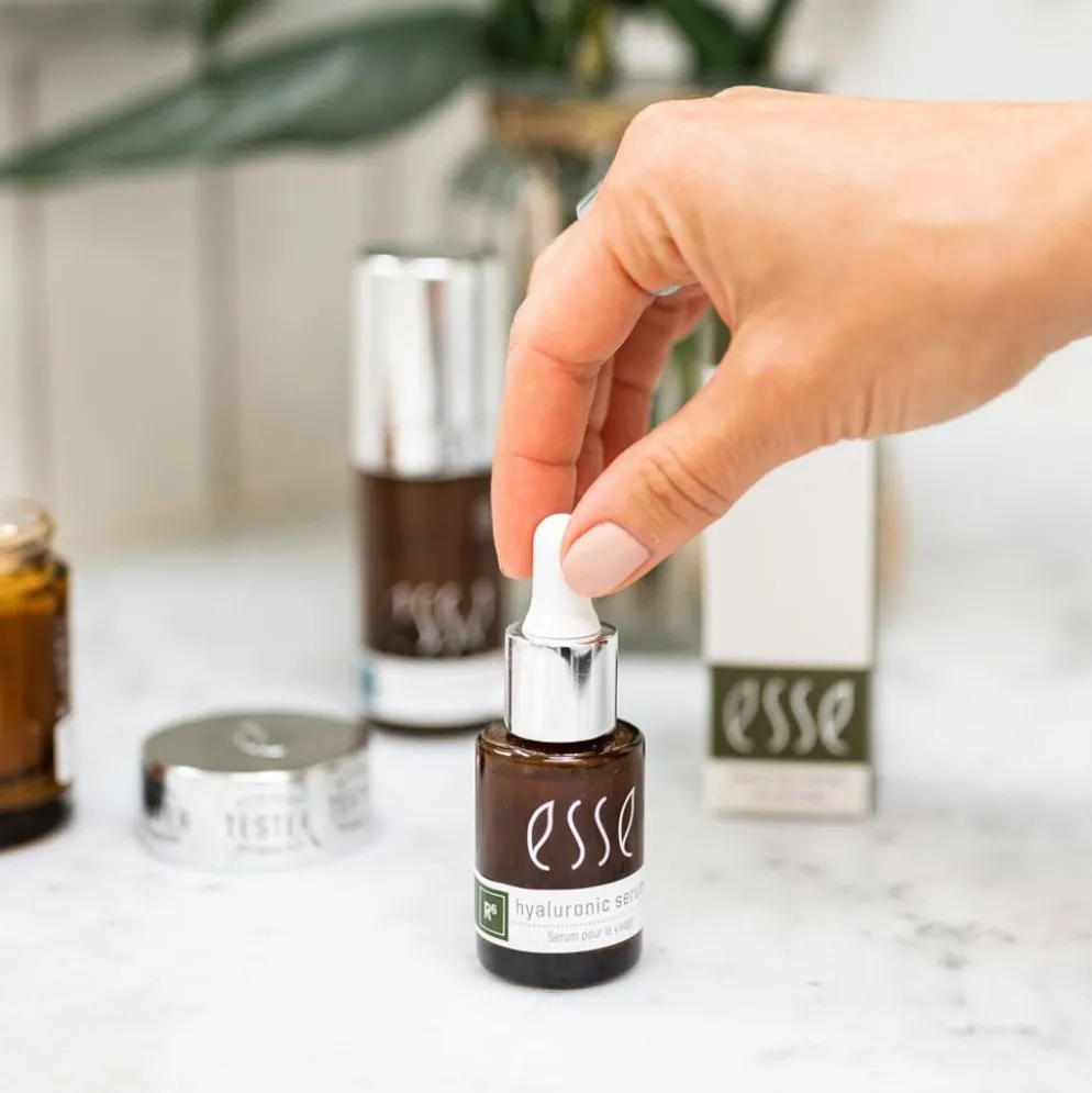 Hyaluronihapposeerumi Esse Hyaluronic Serum, 2 kokoa