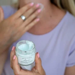 Kaulavoide Earth Harbor Azure Neck Creme