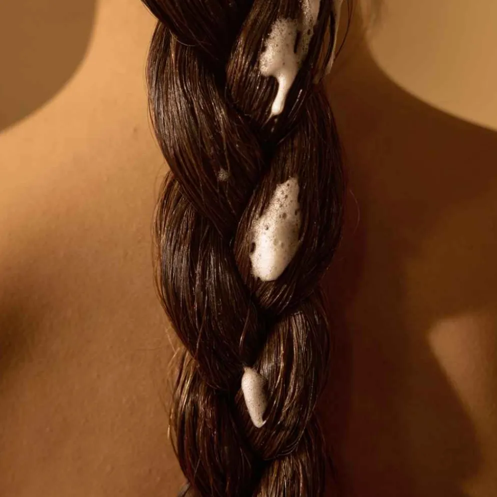 Tuuheuttava shampoo Antipodes Mānuka + Orange Volume & Shine